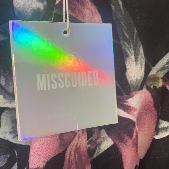 BNWT MISGUIDED DRESS PURCHASED FROM THE BAY - Picture 5 of 5